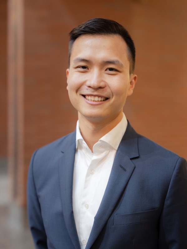 Robert Kuan headshot